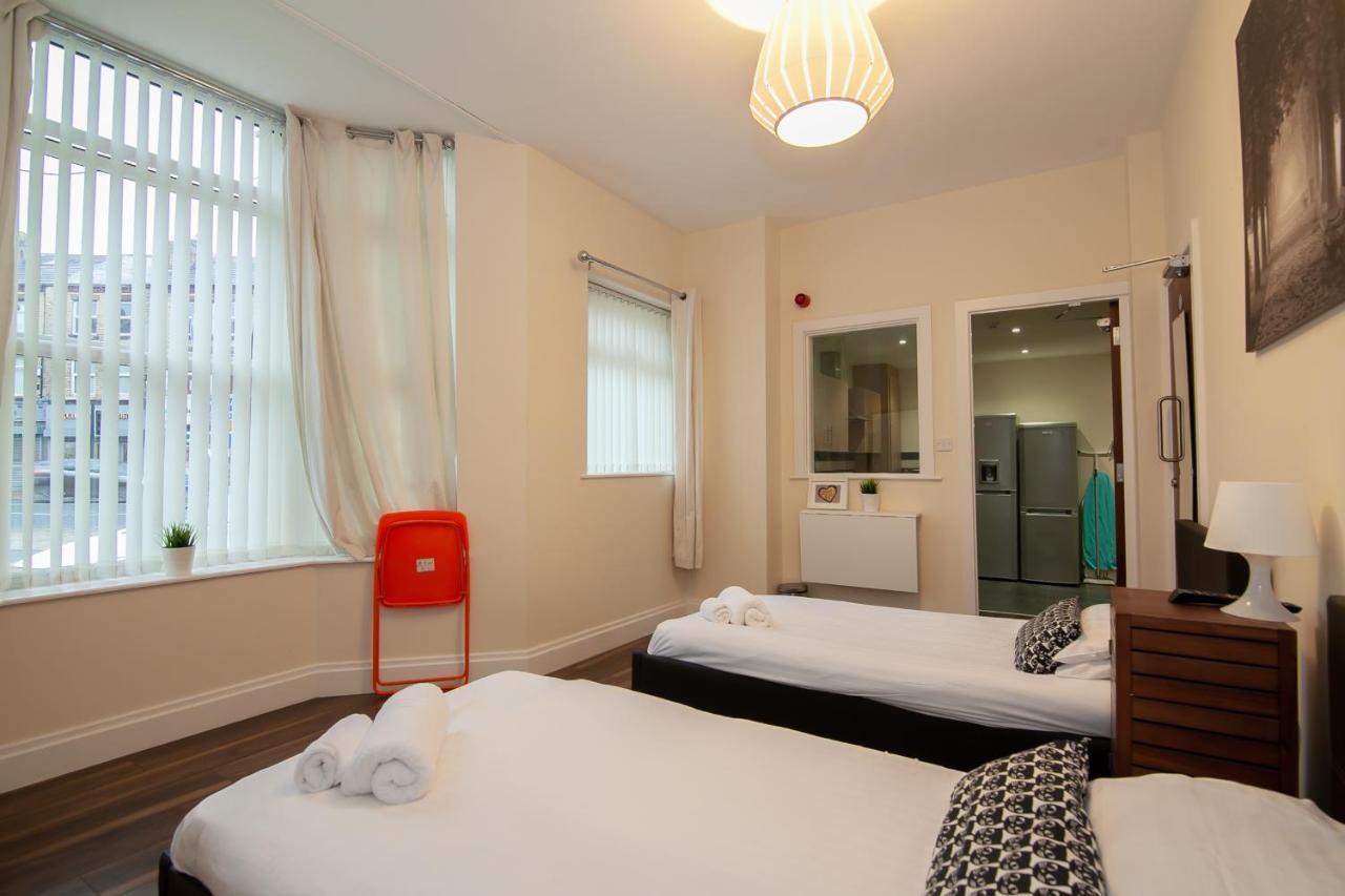 Casa Fresa Franks Serviced Accommodation Liverpool Buitenkant foto