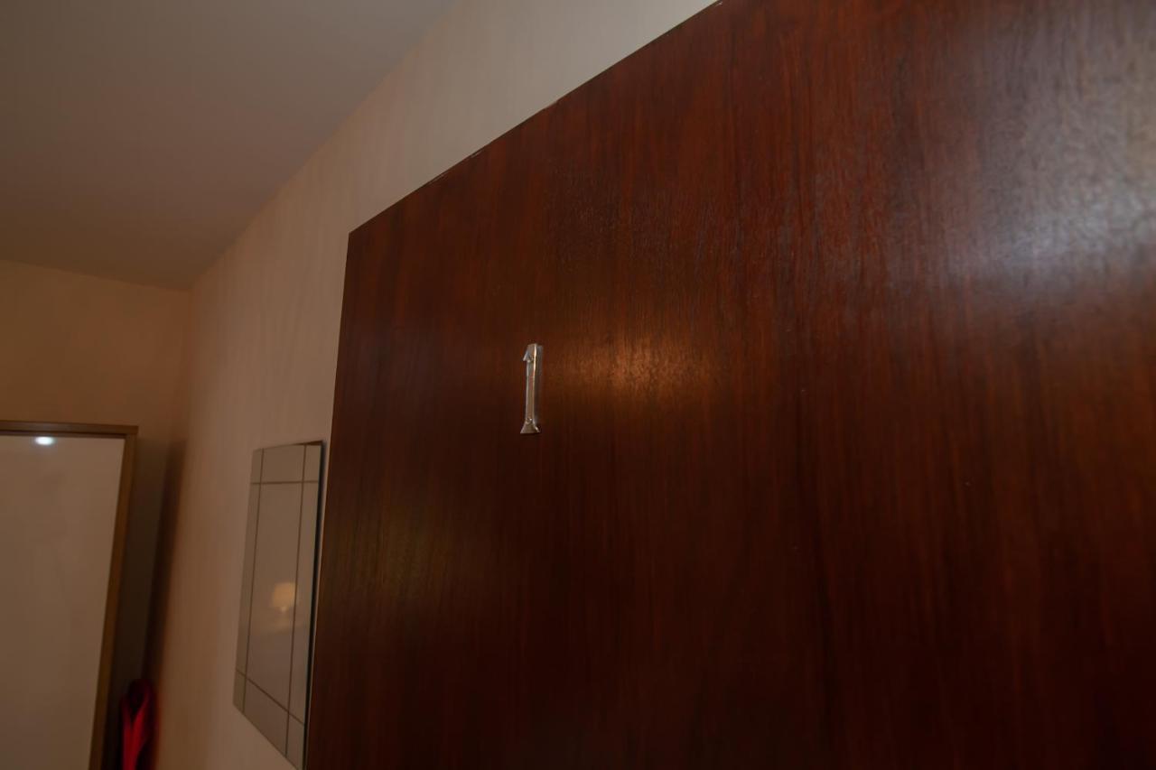 Casa Fresa Franks Serviced Accommodation Liverpool Buitenkant foto