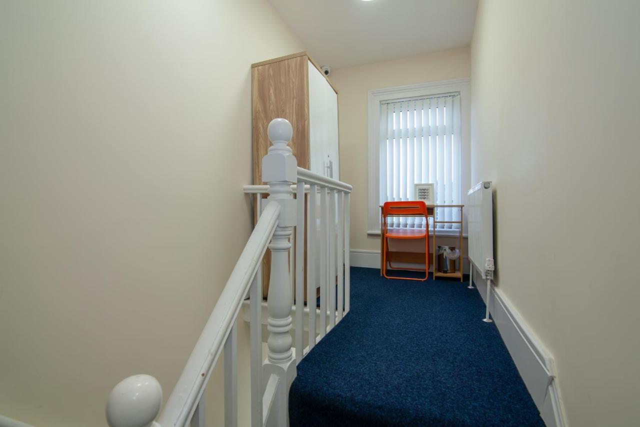 Casa Fresa Franks Serviced Accommodation Liverpool Buitenkant foto