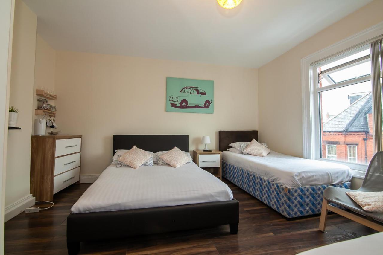 Casa Fresa Franks Serviced Accommodation Liverpool Buitenkant foto