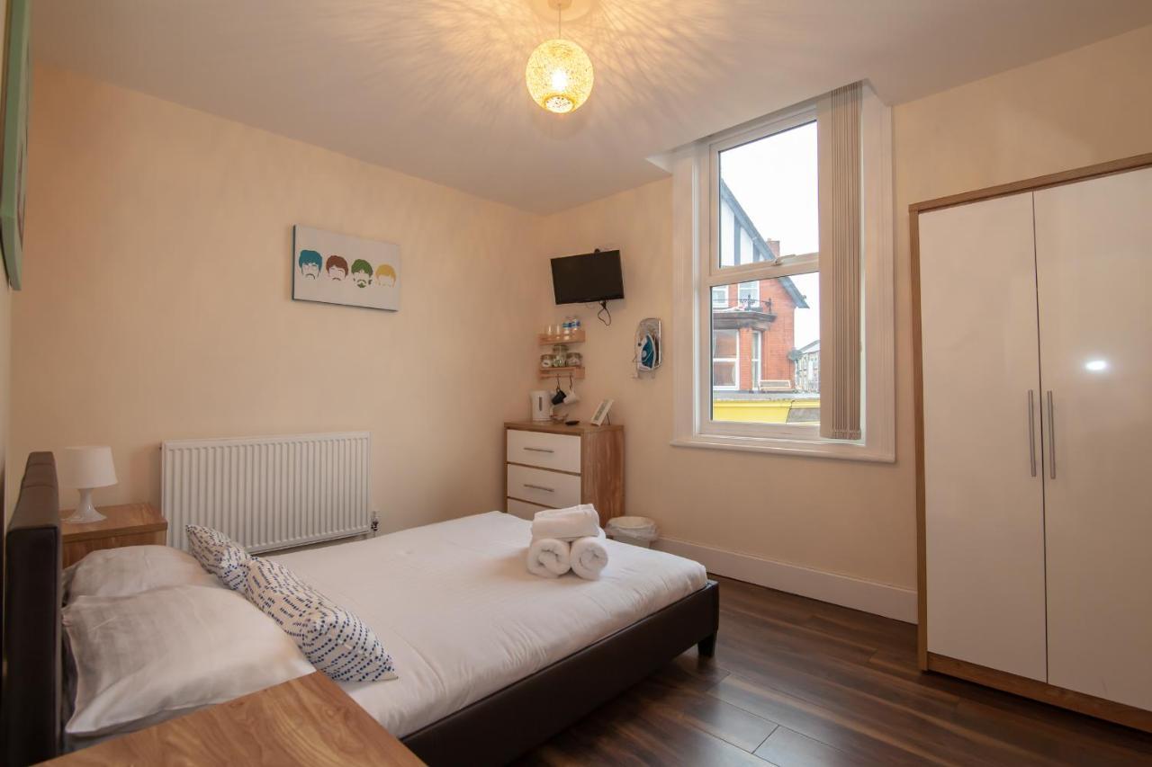 Casa Fresa Franks Serviced Accommodation Liverpool Buitenkant foto
