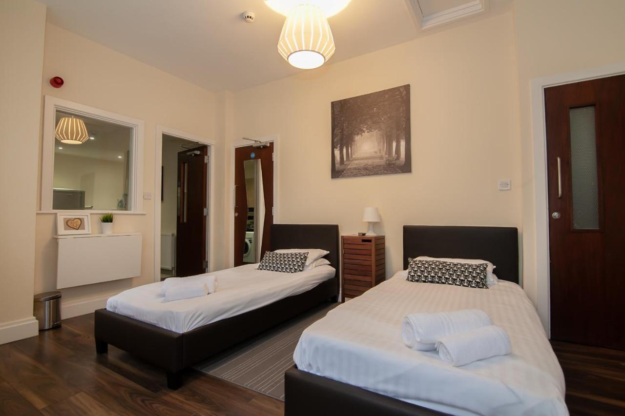 Casa Fresa Franks Serviced Accommodation Liverpool Buitenkant foto